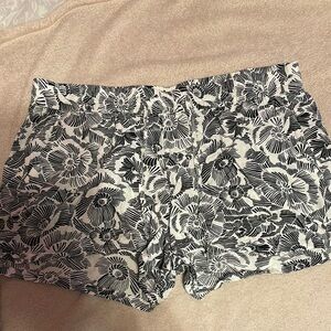 Floral Black and White Women's Shorts